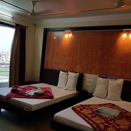 Hotel Swagatam International Tarapith Exteriér fotografie