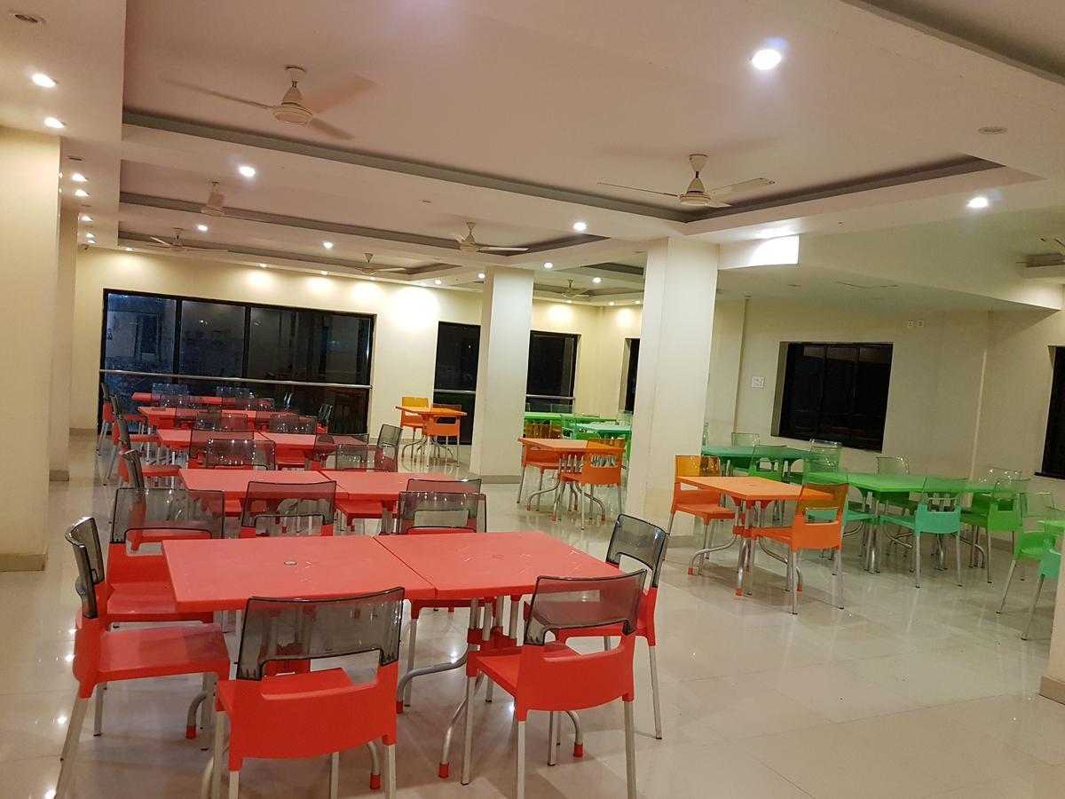 Hotel Swagatam International Tarapith Exteriér fotografie