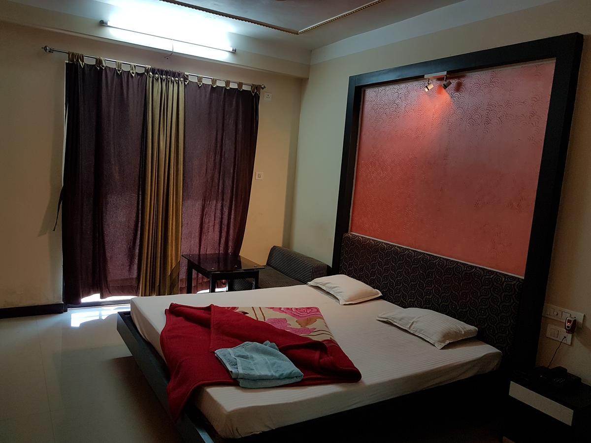 Hotel Swagatam International Tarapith Exteriér fotografie