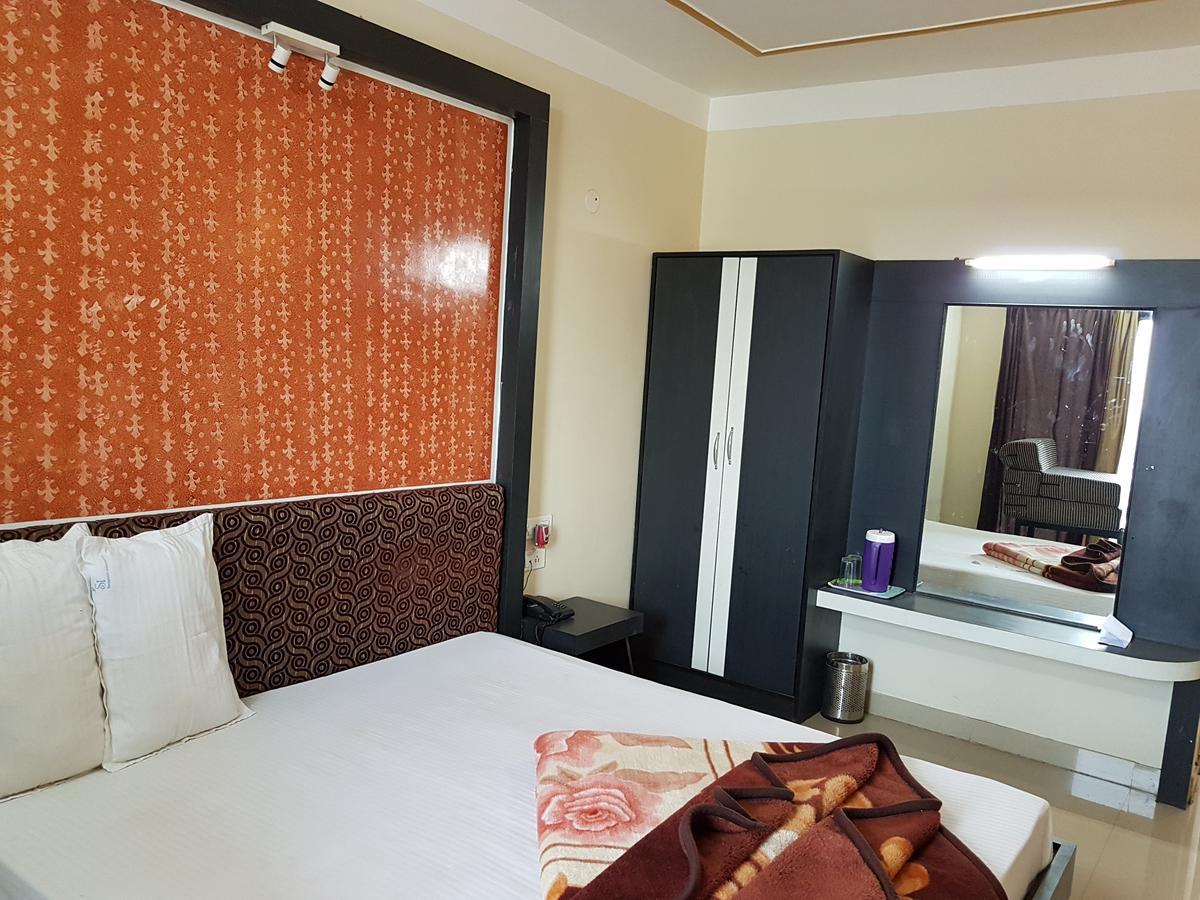 Hotel Swagatam International Tarapith Exteriér fotografie