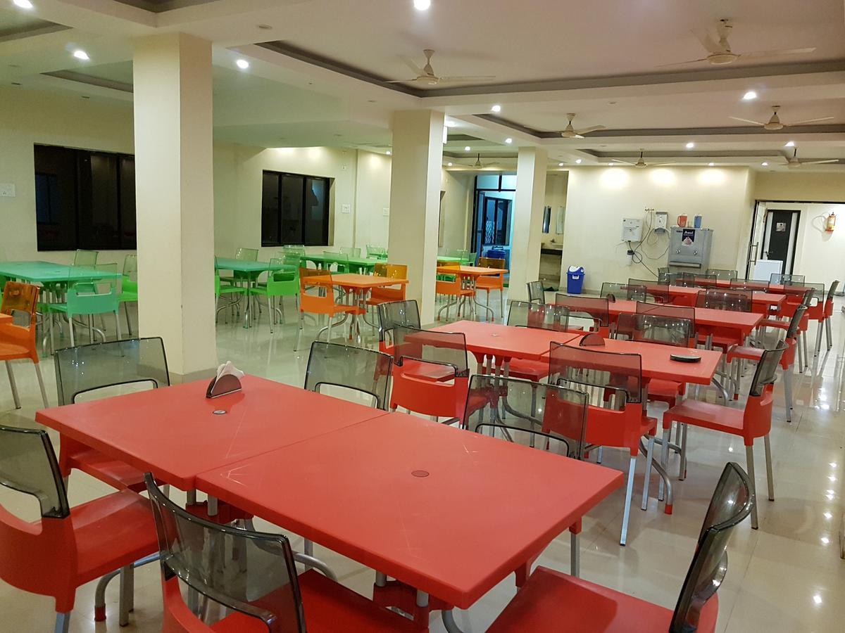 Hotel Swagatam International Tarapith Exteriér fotografie